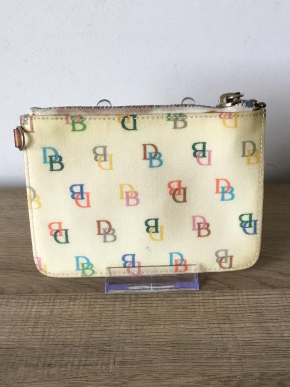 Vintage Dooney & Bourke Rainbow Signature Coin Purse Keychain Zip, Coated Canvas - Picture 3 of 5